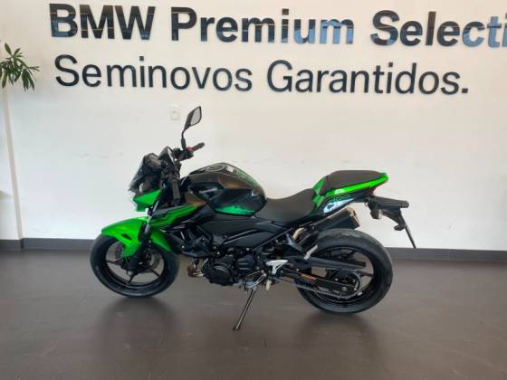 KAWASAKI Z400 KAWASAKI Z400